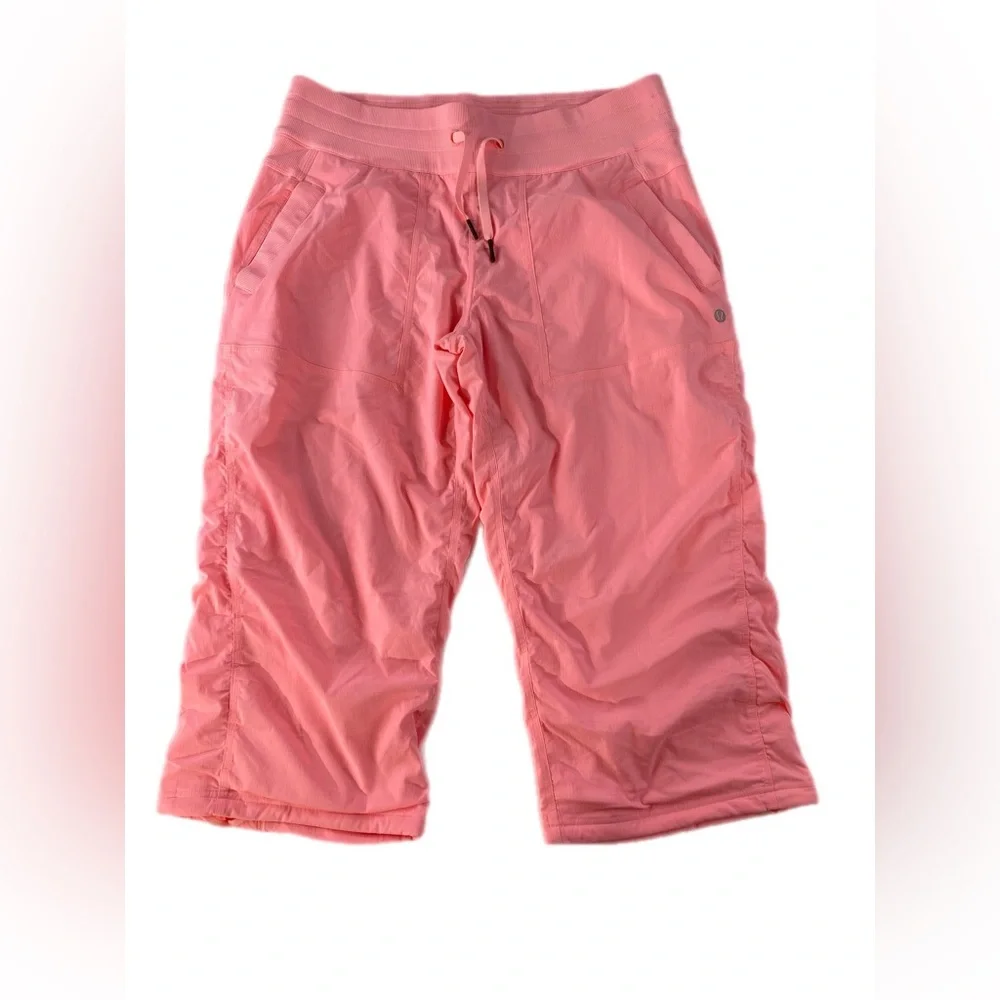 Lululemon Studio Crop *Lined Bleached Coral size 10 NWOT - Picture 3 of 11